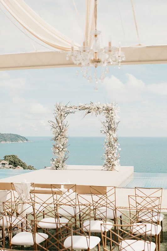 Luxury Wedding Decor With  Wedding Planner And Luxury Villa Wedding