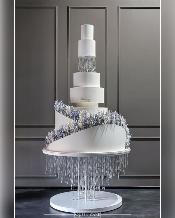 Fairytale Wedding Dress - cake silver Fairytale Wedding Dress
