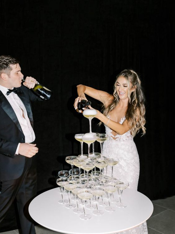 New Years Eve Wedding - Electric New Year's Eve Bash at Houston's C Baldwin Hotel