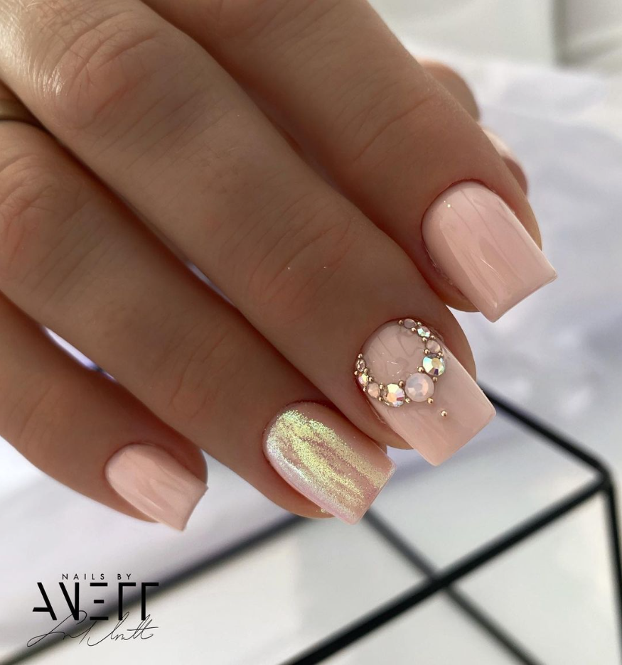 Dreamy Spring Nails 2023