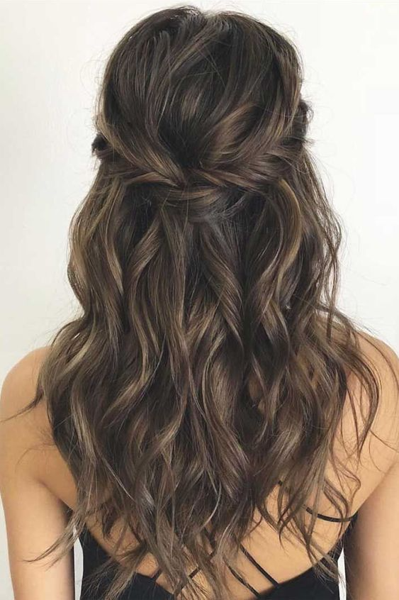 Hairstyles Half Up Half Down   Gorgeous Half Up Half Down Hairstyles That Perfect For A Rustic